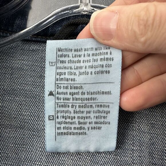 Carhartt Denim Jean Jacket Snap Button WJ001 Outdoor Travel Pockets Women's M - Picture 5 of 8